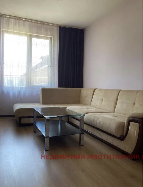 Do wynajęcia  1 sypialnia Pernik , Centar , 70 mkw | 71797749