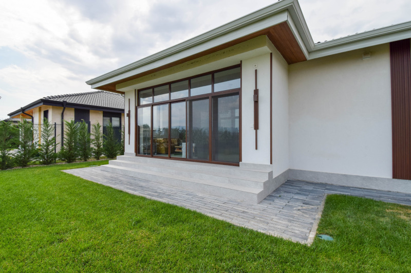 Kiadó  Ház régió Plovdiv , Radinovo , 245 négyzetméter | 51949095 - kép [8]