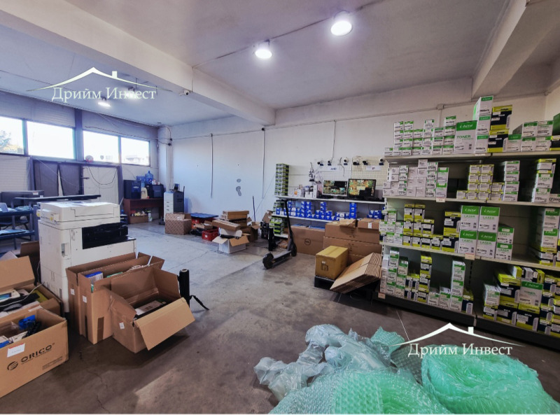 Дава под наем МАГАЗИН, гр. Пловдив, Брезовско шосе, снимка 2 - Магазини - 52379136