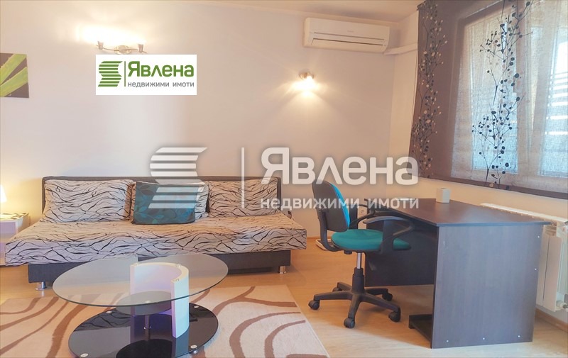 En renta  1 dormitorio Sofia , Tsentar , 56 metros cuadrados | 56550644
