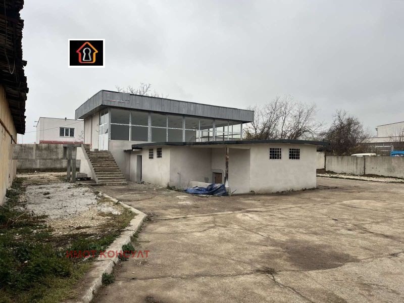 Kiadó  Tárolás Vraca , Dabnika , 300 négyzetméter | 85848322