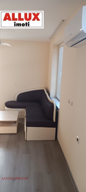 ���� ��� ���� 3-����� | Imot.bg � ����� ������ 8