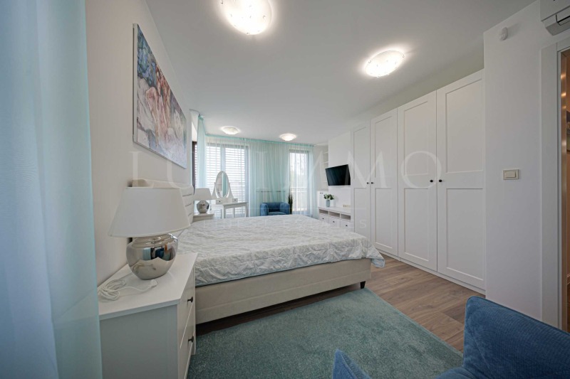 Kiadó  3 hálószobás Sofia , Simeonovo , 225 négyzetméter | 99901066 - kép [10]