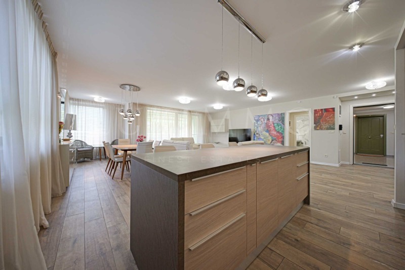 Kiadó  3 hálószobás Sofia , Simeonovo , 225 négyzetméter | 99901066 - kép [4]