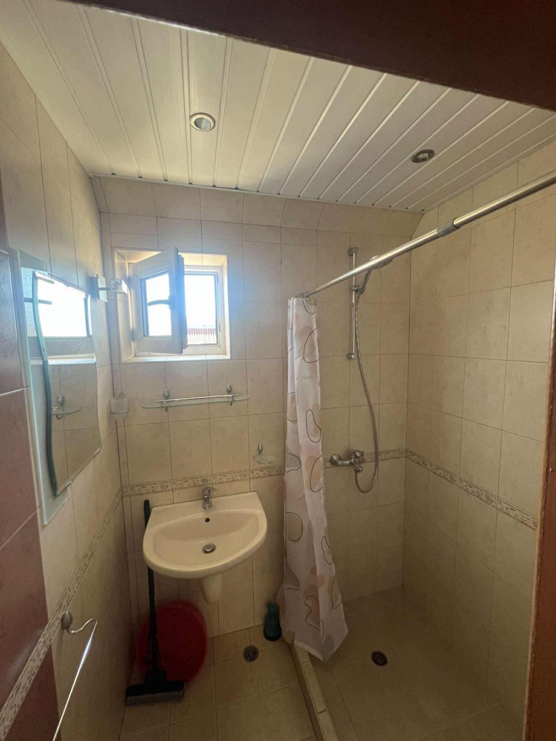 Do wynajęcia  1 sypialnia Warna , Lewski 1 , 62 mkw | 78752441 - obraz [5]