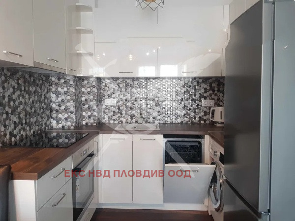 Дава под наем 2-СТАЕН, гр. Пловдив, Христо Смирненски, снимка 2 - Апартаменти - 53889658