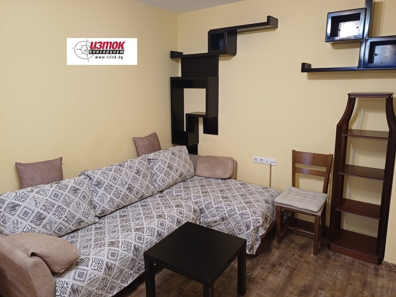 Дава под наем 3-СТАЕН, гр. София, Гео Милев, снимка 2 - Апартаменти - 52863352