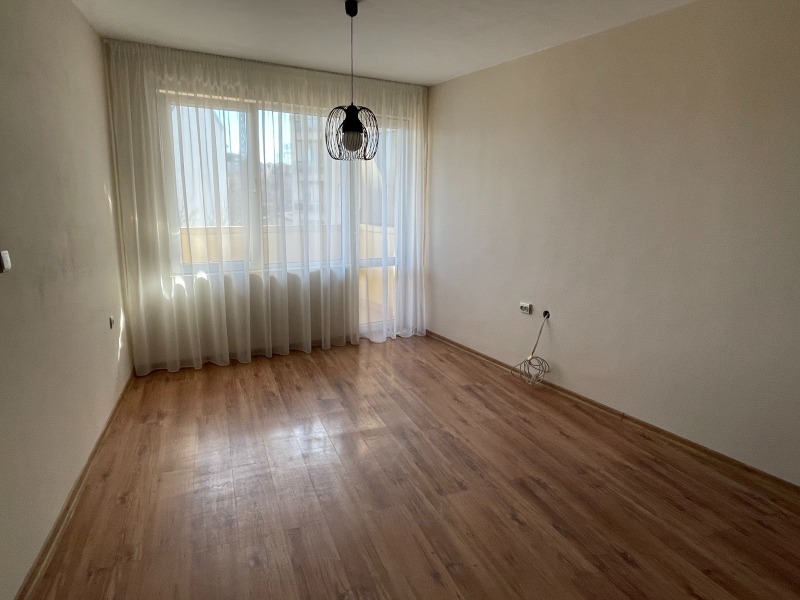 Te huur  Studio Sofia , Podujane , 38 m² | 60877182 - afbeelding [4]