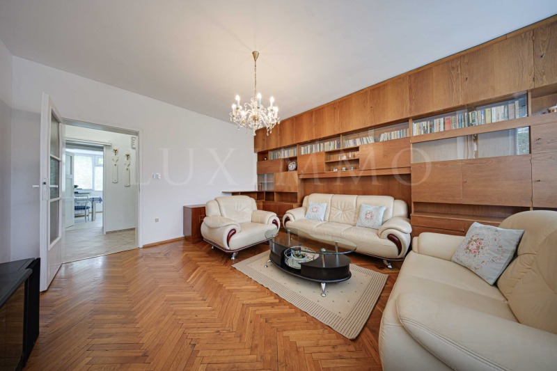 Vuokrattavana  2 makuuhuonetta Sofia , Javorov , 92 neliömetriä | 49568627 - kuva [4]