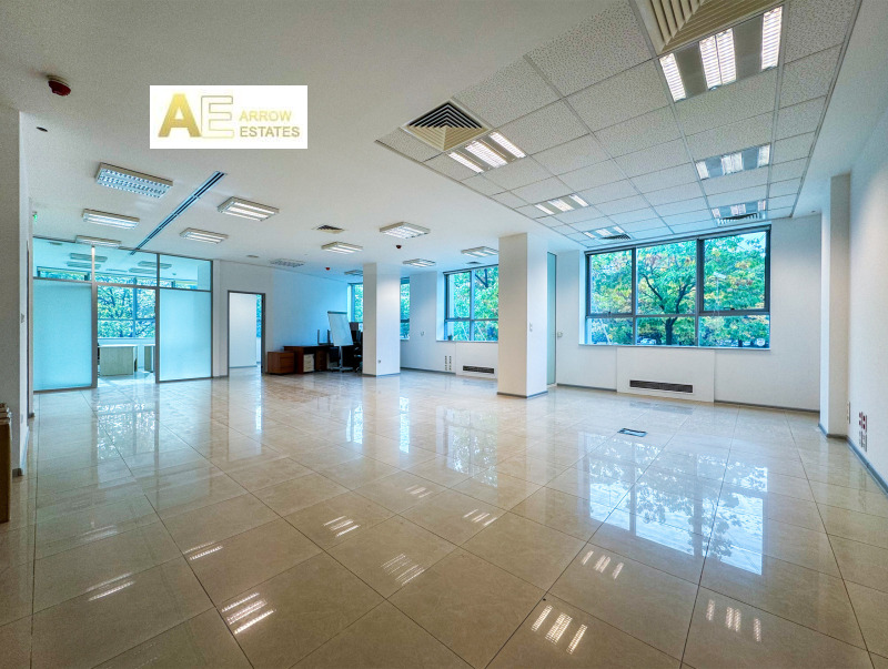 For Rent  Office Sofia , Strelbishte , 225 sq.m | 16718422