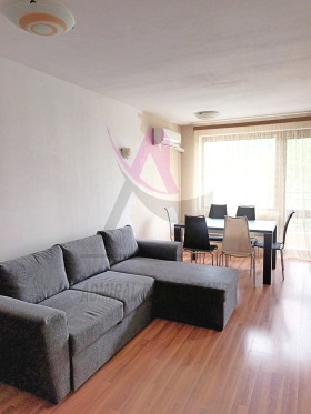 1 dormitor Ciataldja, Varna
