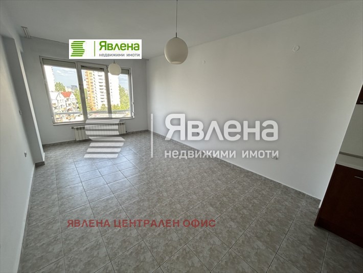 Дава под нем  2-стаен, град София, Дианабад •  700 EUR • ID 32575196 — holmes.bg - [1] 