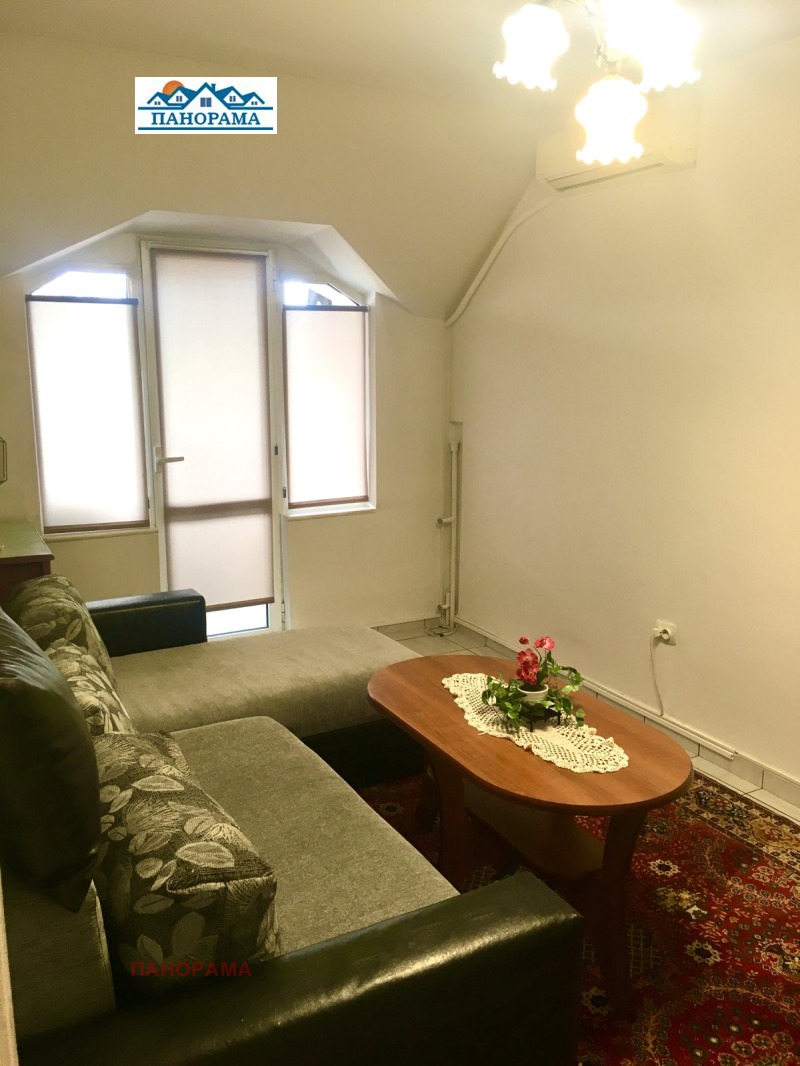 Zu vermieten  1 Schlafzimmer Plowdiw , Karschijaka , 65 qm | 55410779