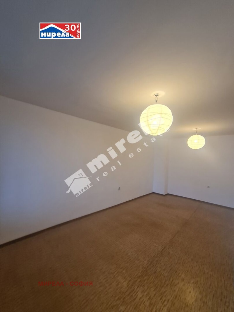 Дава под наем 2-СТАЕН, гр. София, Център