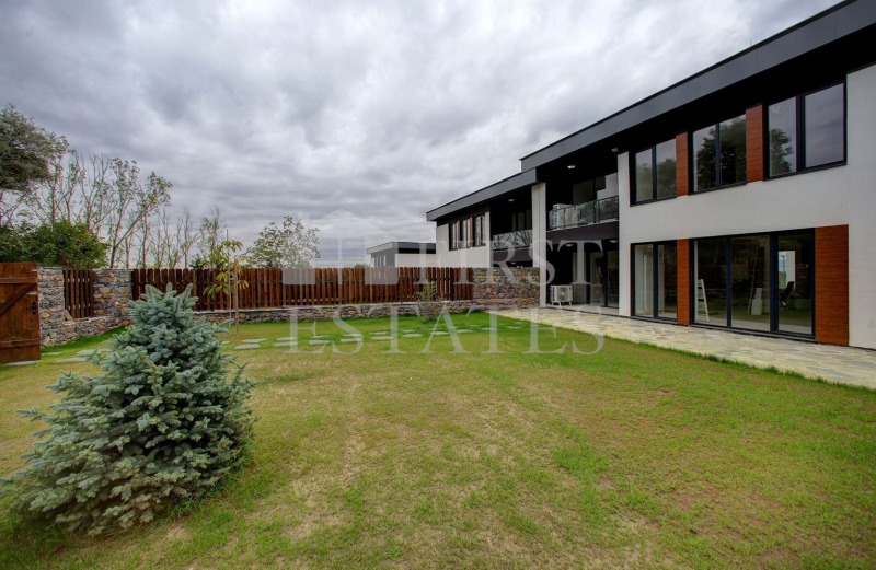 Дава под нем  Къща, град София, Драгалевци • 2 400 EUR • ID 70902777 — holmes.bg - [1] 