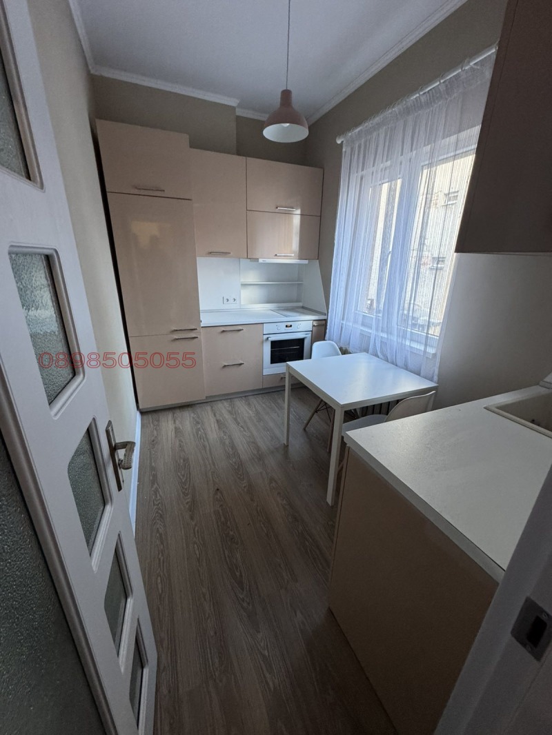 Дава под наем 2-СТАЕН, гр. София, Център, снимка 4 - Апартаменти - 52369325