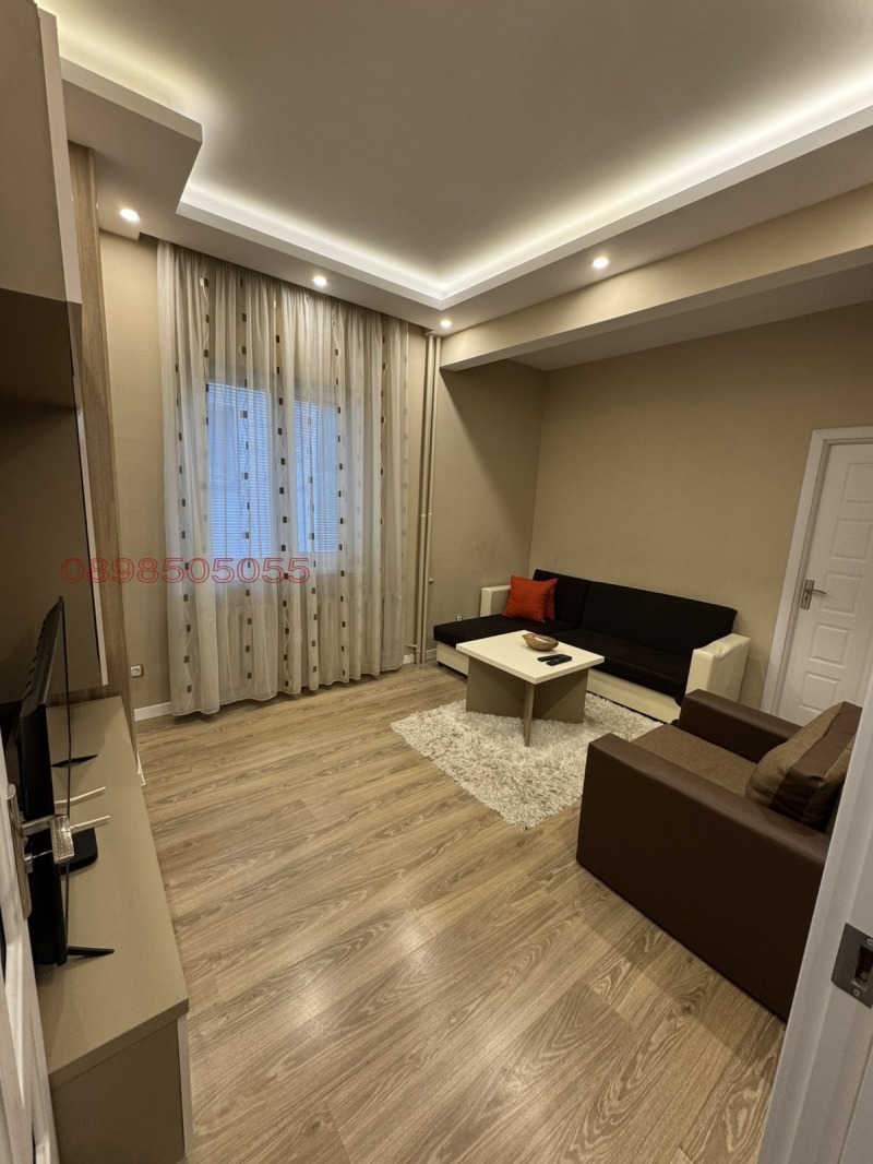 Дава под наем 2-СТАЕН, гр. София, Център