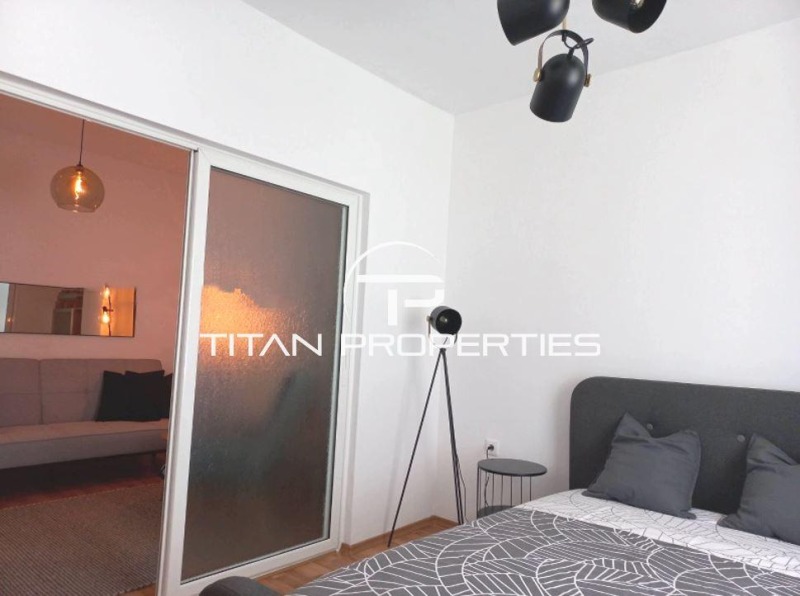 K pronájmu  2 ložnice Varna , Centar , 60 m2 | 73522909 - obraz [6]