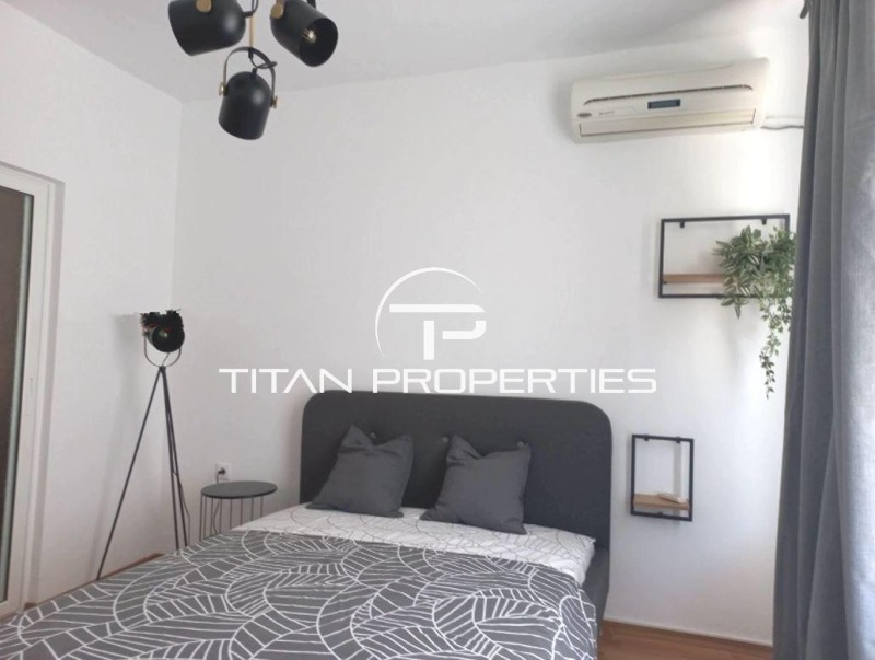 K pronájmu  2 ložnice Varna , Centar , 60 m2 | 73522909 - obraz [5]