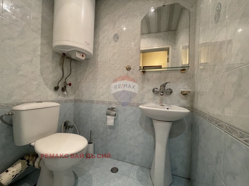 En renta  2 dormitorios Varna , Zavod Druzhba , 115 metros cuadrados | 40022367 - imagen [12]