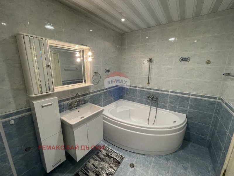 En renta  2 dormitorios Varna , Zavod Druzhba , 115 metros cuadrados | 40022367 - imagen [10]