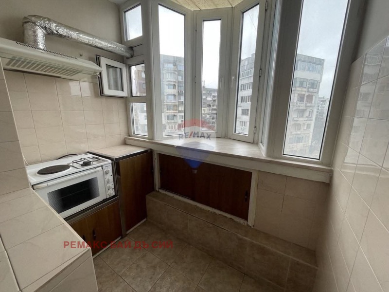 En renta  2 dormitorios Varna , Zavod Druzhba , 115 metros cuadrados | 40022367 - imagen [13]