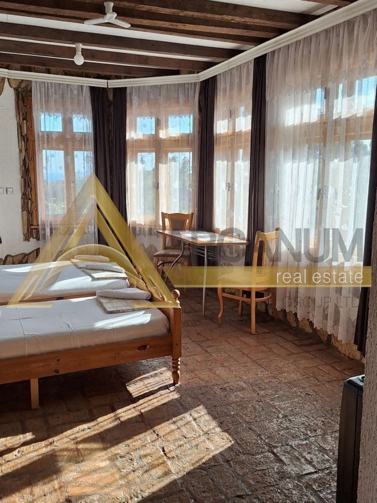 Дава под наем ЕТАЖ ОТ КЪЩА, гр. Варна, Галата, снимка 14 - Етаж от къща - 52376373