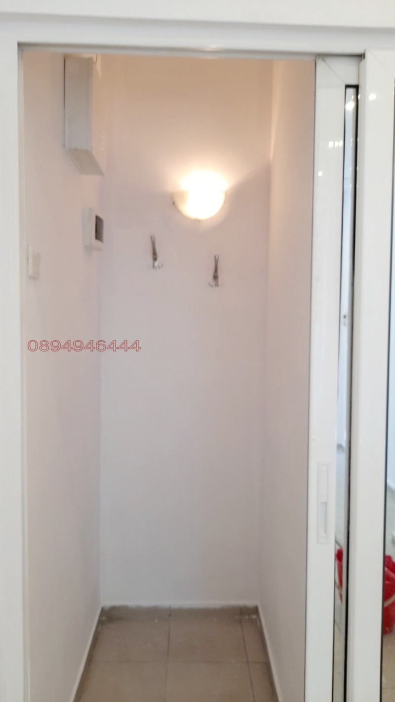 Do wynajęcia  Sklep Sofia , Lozenec , 17 mkw | 30490828 - obraz [2]