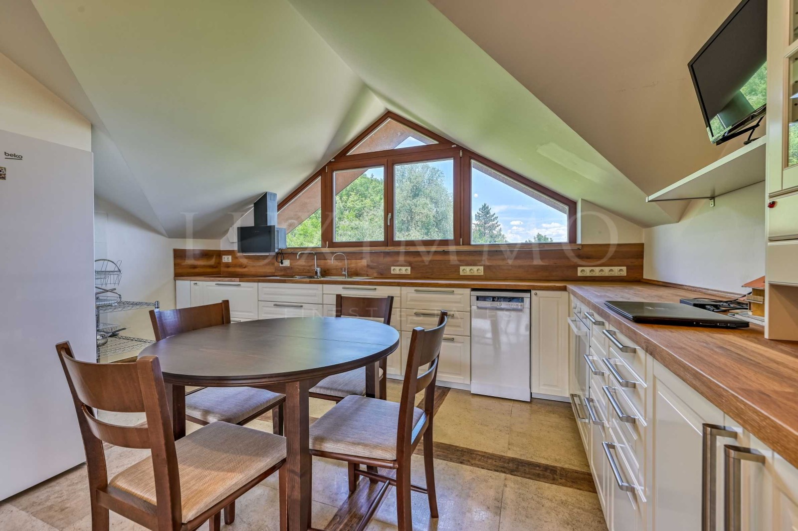 Дава под наем 3-СТАЕН, гр. София, м-т Камбаните, снимка 7 - Апартаменти - 54163948