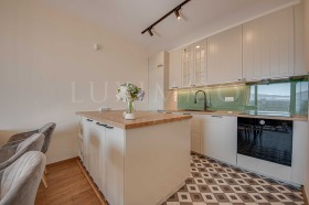 ����� ���� ��� ���� 3-�����,���� �����, ������>