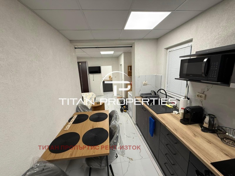 Дава под наем 1-СТАЕН, гр. Бургас, Изгрев, снимка 2 - Апартаменти - 53130428