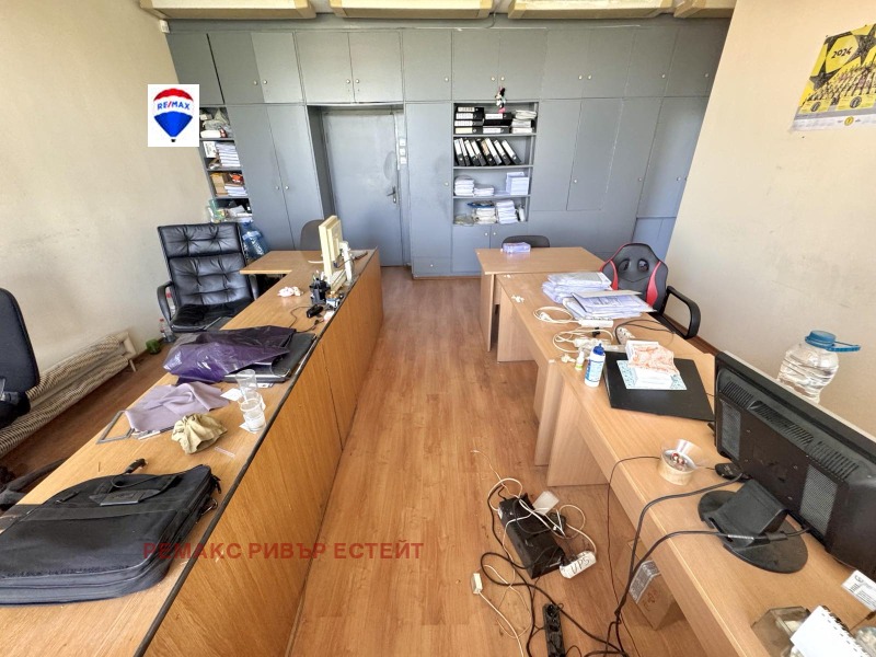 Do wynajęcia  Biuro Ruse , Szirok centar , 180 mkw | 34799960 - obraz [10]