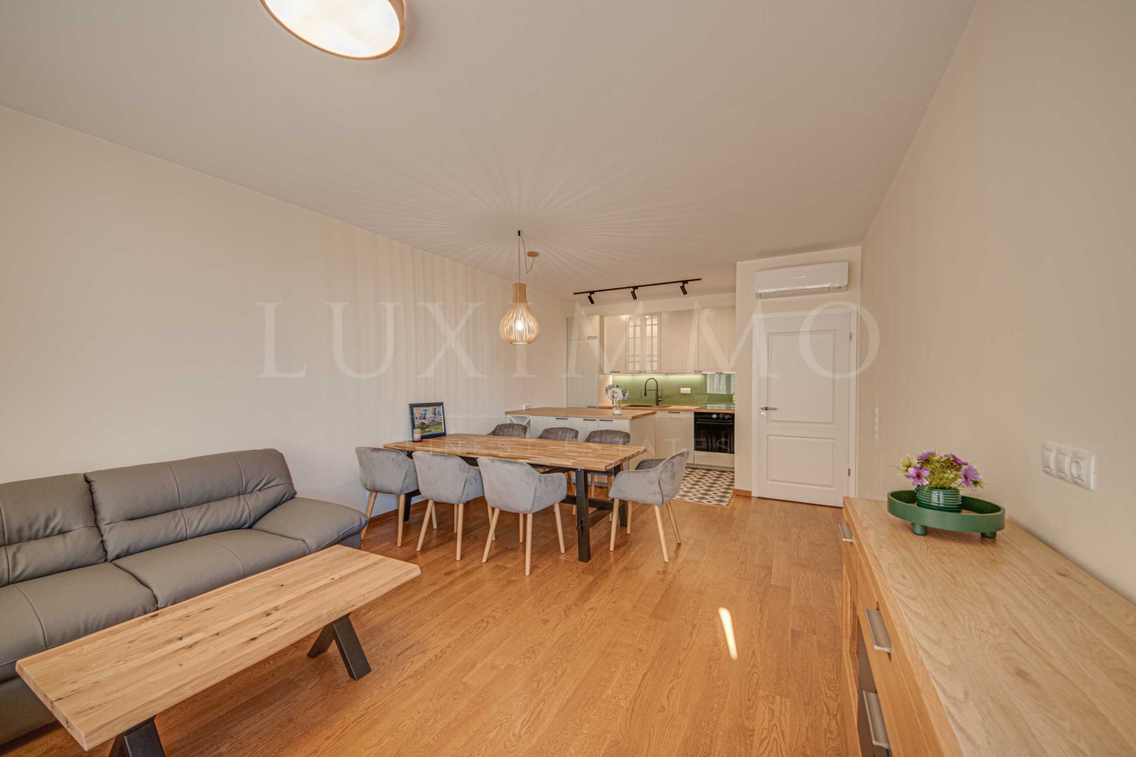 Дава под наем 3-СТАЕН, гр. София, Изгрев, снимка 3 - Апартаменти - 54205386