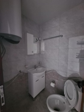 1 bedroom Mladezhki halm, Haskovo 9