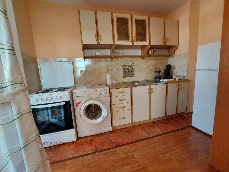 Дава под наем 2-СТАЕН, гр. Бургас, Възраждане, снимка 3 - Апартаменти - 52442608