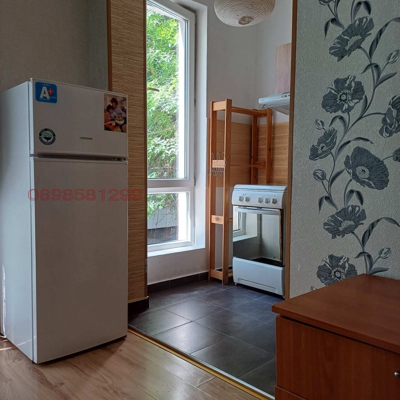 Дава под наем 3-СТАЕН, гр. София, Лагера, снимка 13 - Апартаменти - 52804675