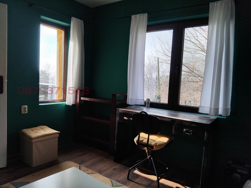 Дава под наем ЕТАЖ ОТ КЪЩА, гр. Варна, м-т Сотира, снимка 11 - Етаж от къща - 53381889