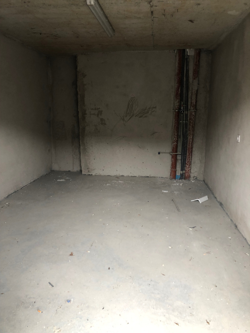 Дава под Наем ГАРАЖ в град Пловдив, Тракия - 22 кв.м / 120 € » 234.70 лв., НАТАЛИЯ ИМОТИ