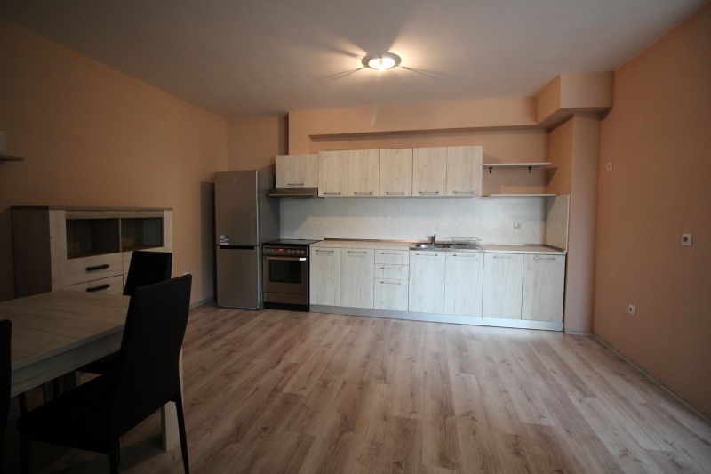 Издаје се  2 спаваће собе Бургас , Зорница , 118 м2 | 98229856 - слика [2]