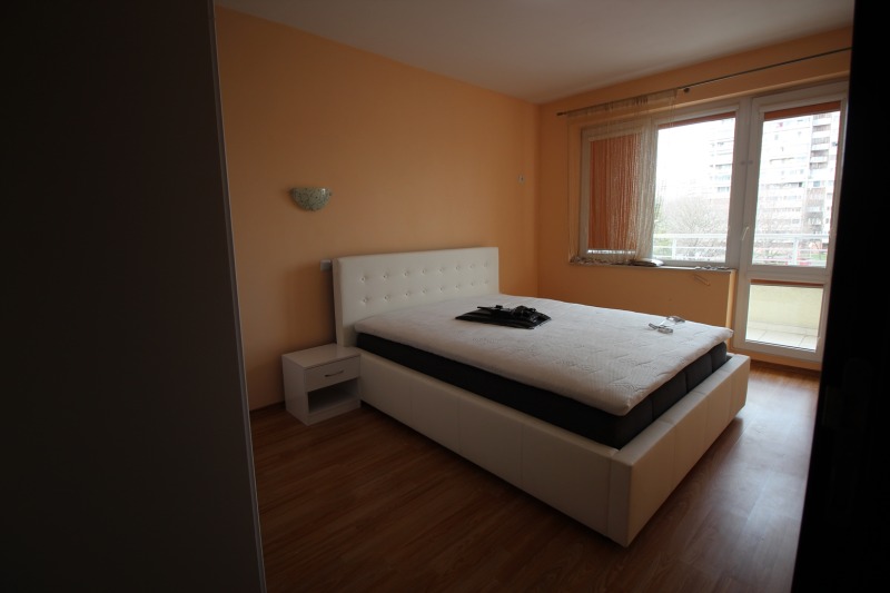 Издаје се  2 спаваће собе Бургас , Зорница , 118 м2 | 98229856 - слика [6]