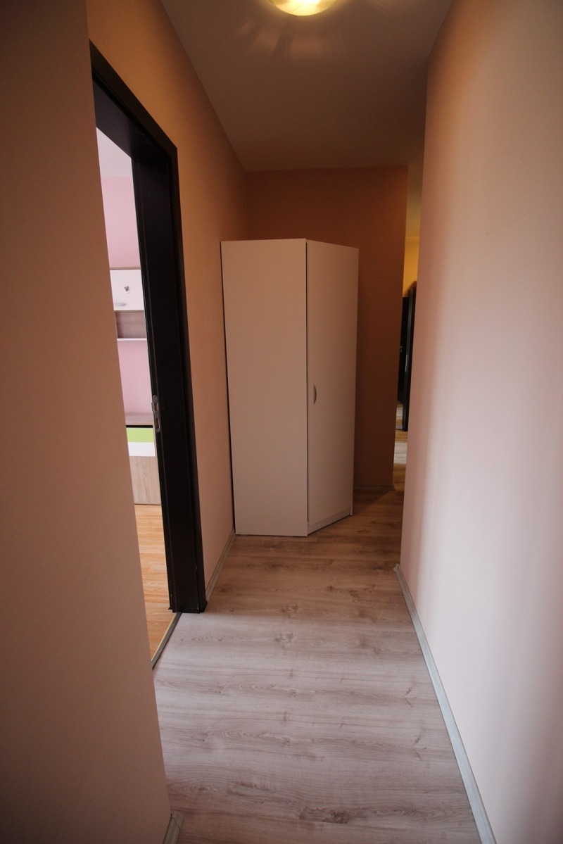 Издаје се  2 спаваће собе Бургас , Зорница , 118 м2 | 98229856 - слика [10]