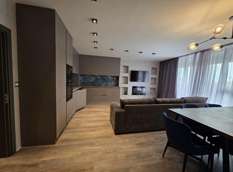 K pronájmu  3+ ložnice Plovdiv , Christo Smirnenski , 180 m2 | 88588188 - obraz [2]