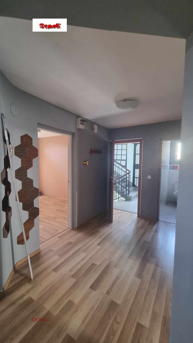 De inchiriat  Birou Sofia , Țentâr , 180 mp | 85023229 - imagine [4]