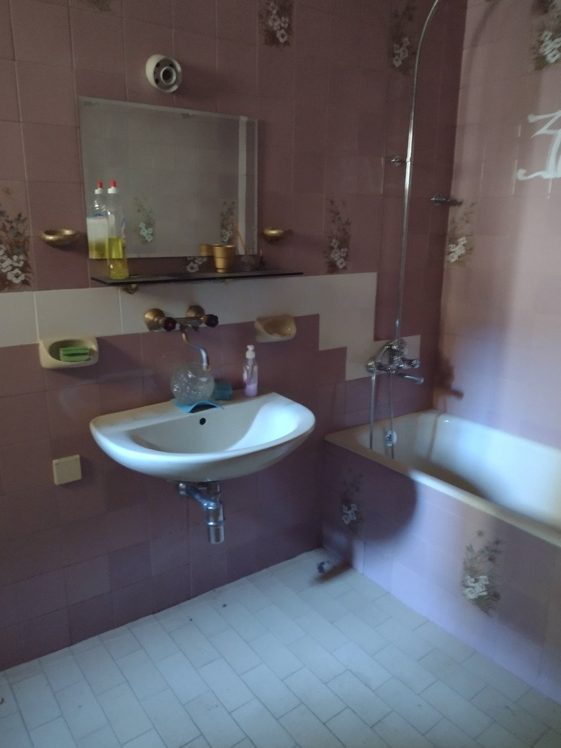 Дава под наем  Офис град София , Център , 200 кв.м | 41245516 - изображение [9]