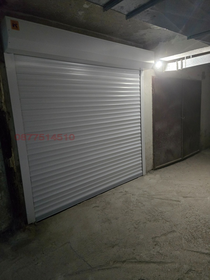 K pronájmu  Garáž Sofia , Strelbište , 18 m2 | 40163729