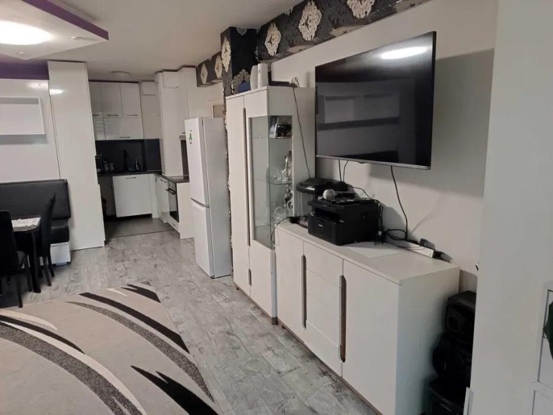 Издаје се  1 спаваћа соба Софија , Лагера , 65 м2 | 74518352 - слика [2]