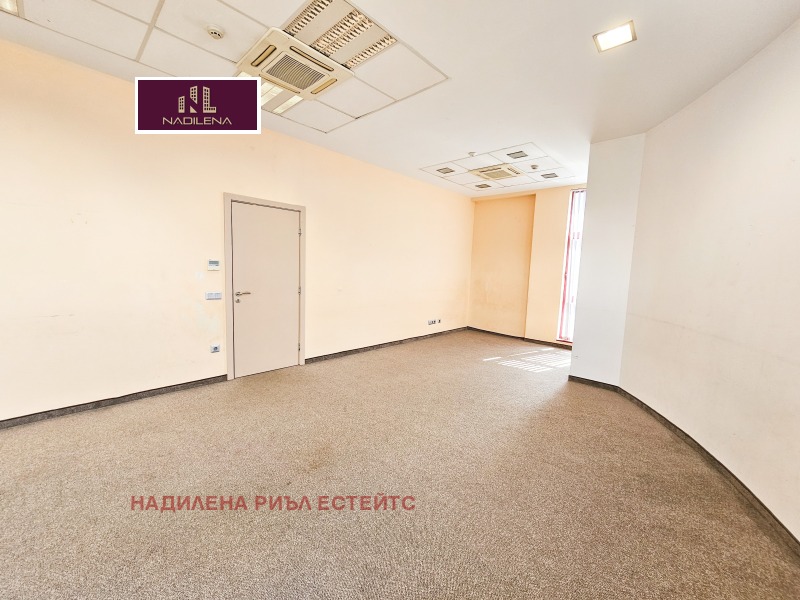 K pronájmu  Kancelář Sofia , Družba 1 , 319 m2 | 96671727