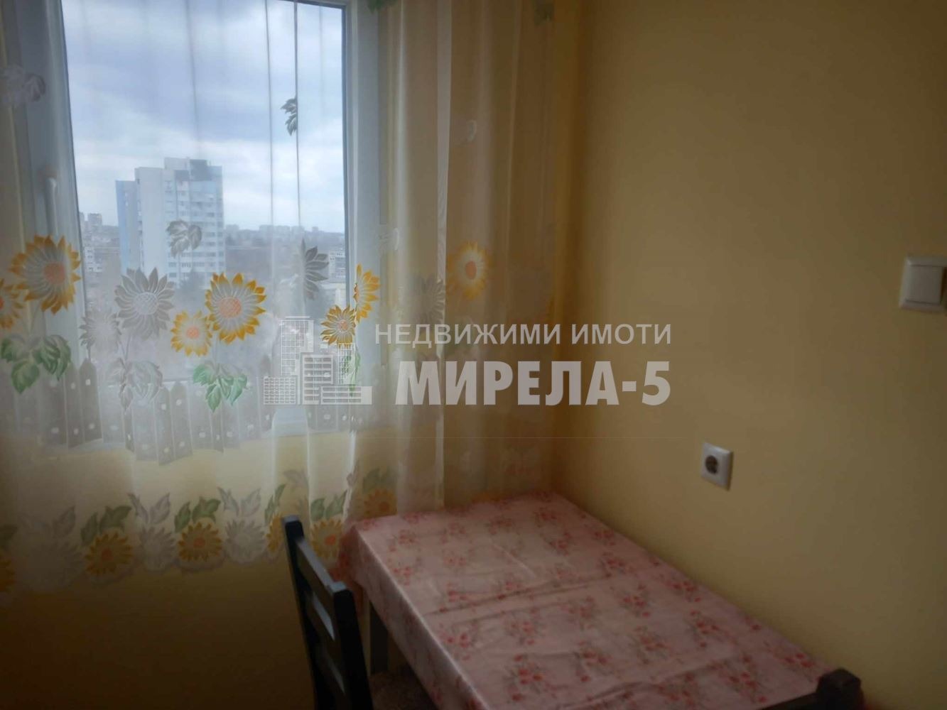 Дава под наем 1-СТАЕН, гр. Русе, Здравец Изток, снимка 2 - Апартаменти - 55812260