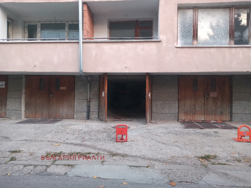Til leje  Garage Sofia , Ivan Vazov , 20 kvm | 69605120 - billede [4]