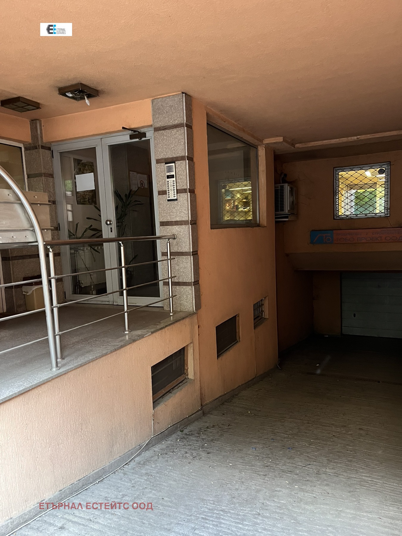 Дава под наем ГАРАЖ, ПАРКОМЯСТО, гр. София, Стрелбище